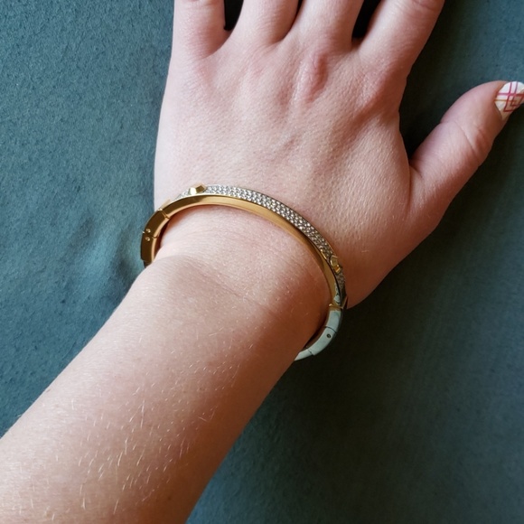 Michael Kors Gold Bracelet - Picture 7 of 8